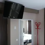 Hotel In 3*