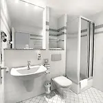 In Hotel 3*